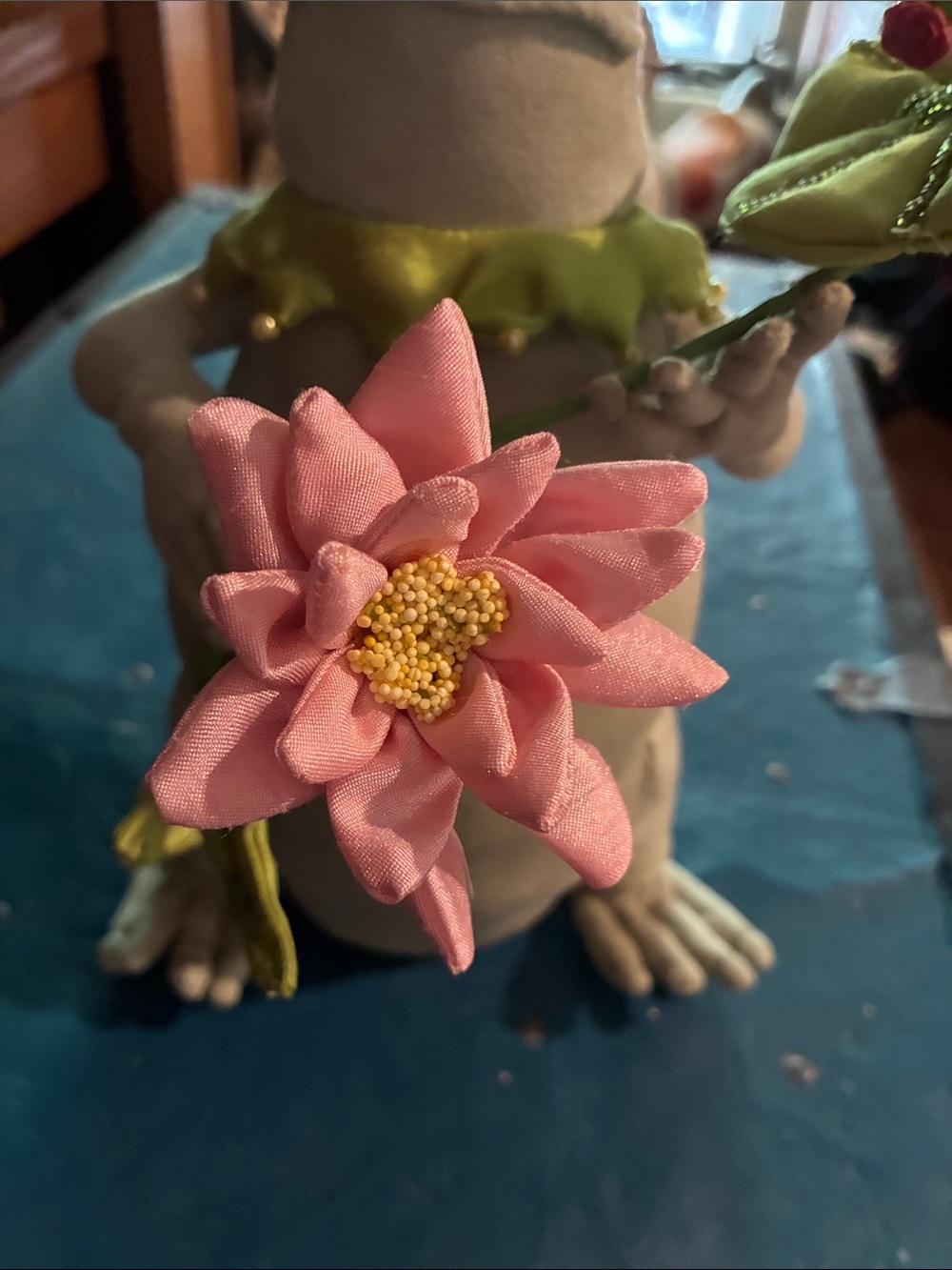 Frog Prince Reptile Stuffed Decor in Green with Pink Lily - Picture 5 of 14